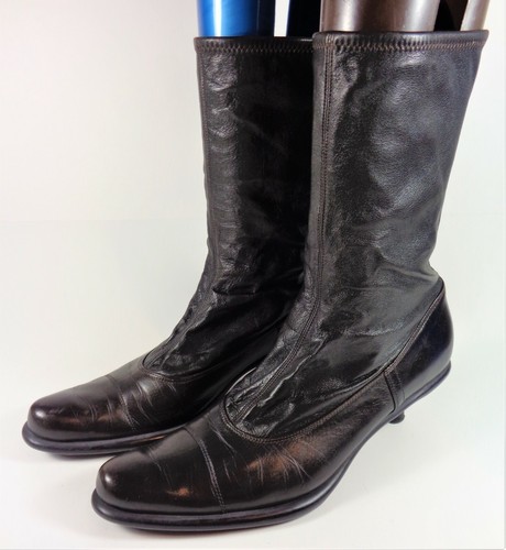 dark brown kitten heel boots EU 