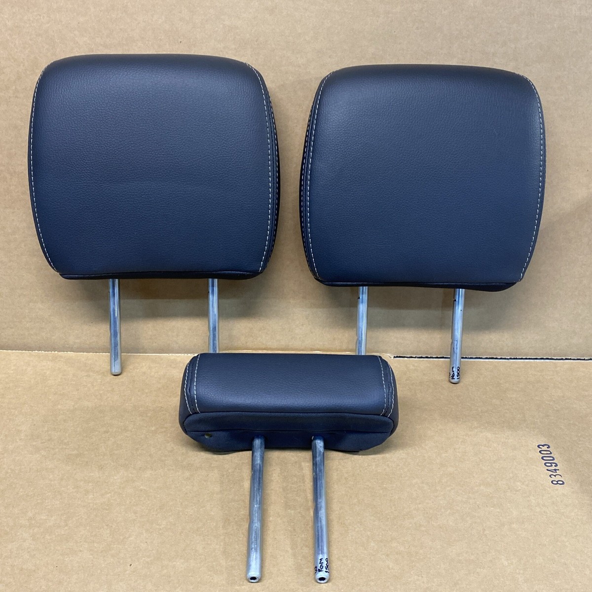 2009-2018 Dodge Ram 1500 2500 3500 Rear Black Leather Head Rest