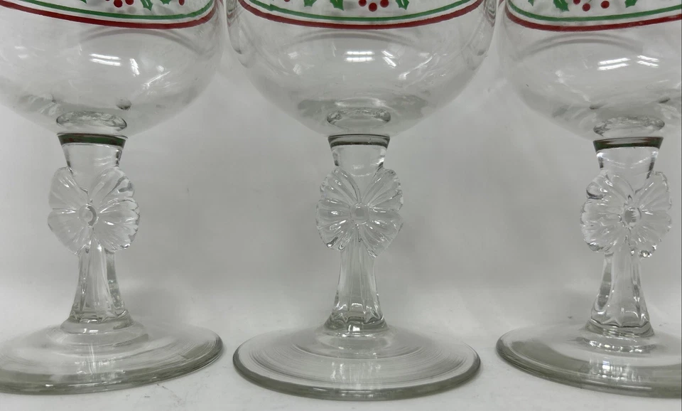 3 Vintage Arby’s Collectors Christmas Holly & Red Berry Berries Bow Stem Goblets - Image 2 of 4