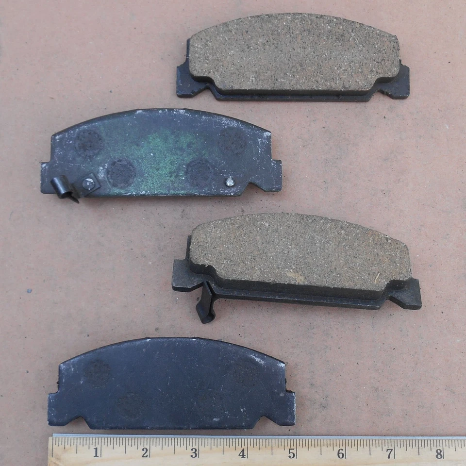 Pastilla de freno ABS D273 orgánica nueva Honda 1984-2000  Foto 2 de 4