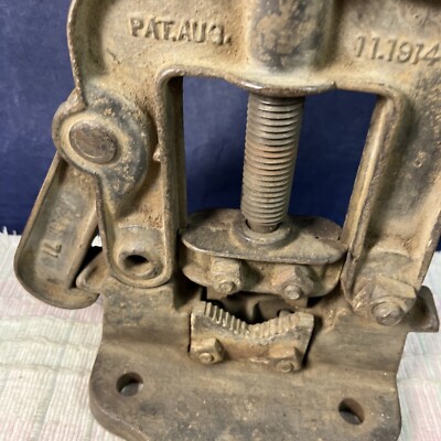 小物 Roy Vintage Reed Manufacturing Pipe Vise Pat. Aug 11, 1914 No