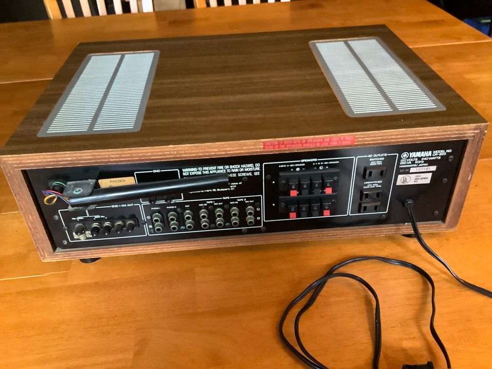 Yamaha CR820 Natural Sound Stereo Receiver Wood Parts or