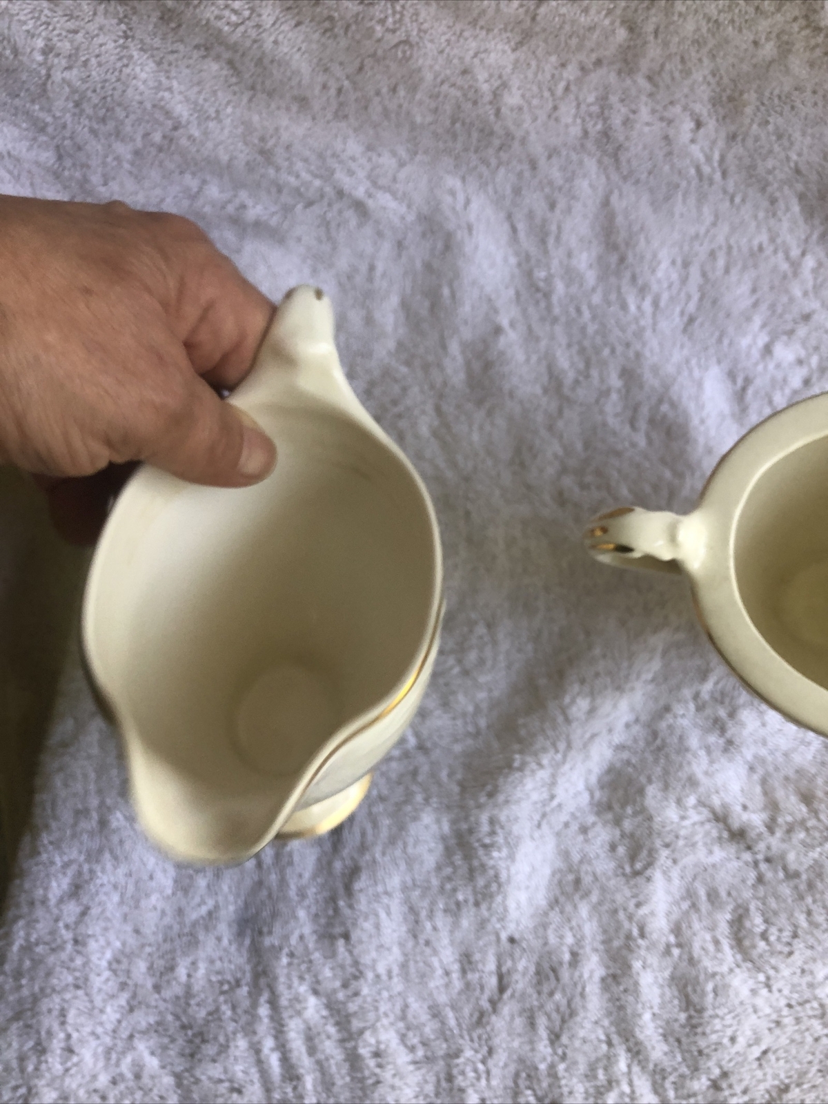 1950’s Homer Laughlin Eggshell Georgian creamer & sugar(no lid) set H50N5