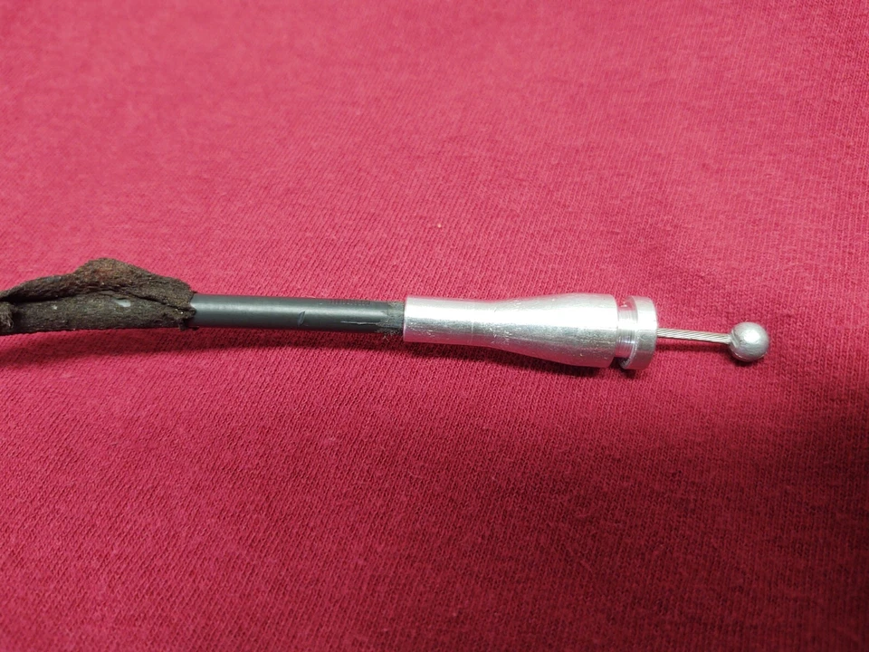 BACK WINDOW GLASS LATCH WITH CABLE FORD EXPLORER 2002-2005 4L2Z-7840860-AA - Image 4 of 4