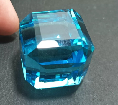 8 to 10 Ct Natural London Blue Topaz Loose Gemstone Certified R296