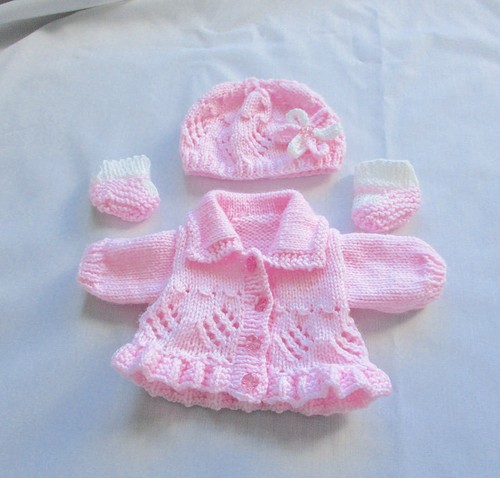 Dolls clothes Knitting pattern 14- 16 " first love tiny tears Cardigan set - Picture 3 of 6