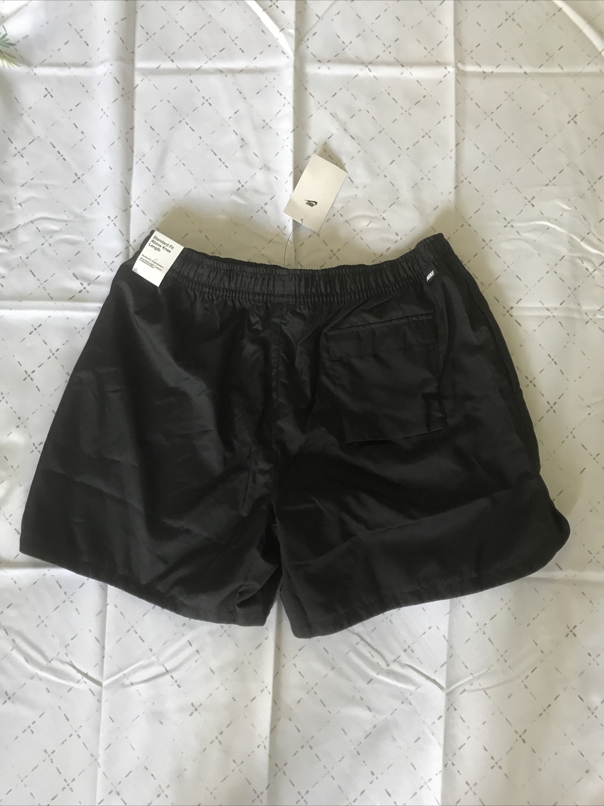 Nike+Men%E2%80%99s+M+Sportswear+Essentials+Woven+Lined+Flow+Shorts ...