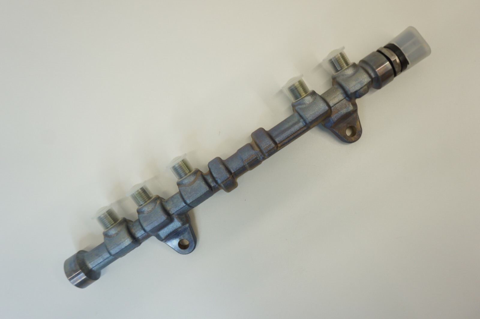 Genuine Vauxhall ASTRA J Mk6 1.3 A13dte Fuel Rail 55573331 for  