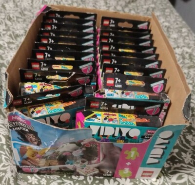 LEGO 43101 VIDIYO Mini Figs (16 Sealed 3 Opened, 1 Empty