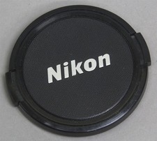Genuine NIKON 62mm Snap-On/Clip-On PLASTIC FRONT LENS CAP Silver Lettering JAPAN