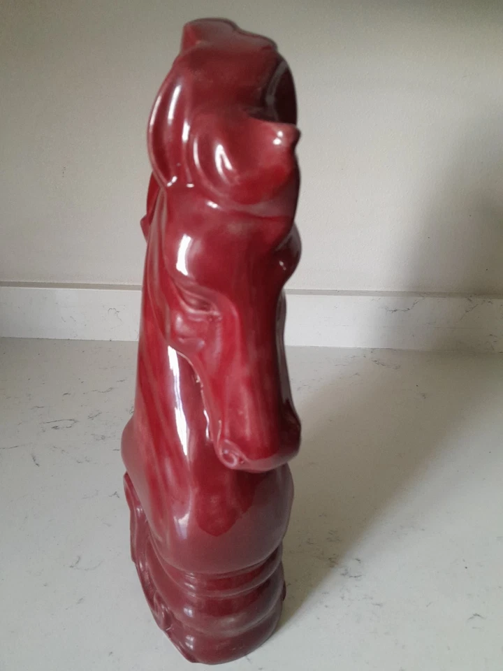 Rara escultura de cabeza de caballo estilo ajedrez cerámica esmaltada roja MCM 1960 de colección 15" Foto 2 de 4