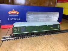 Bachmann 32-430B BR Green Class 24 Diesel Locomotive D5061