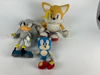 Lot of 3 Sonic the Hedgehog Plush Toys Sonic Tails Grey Character