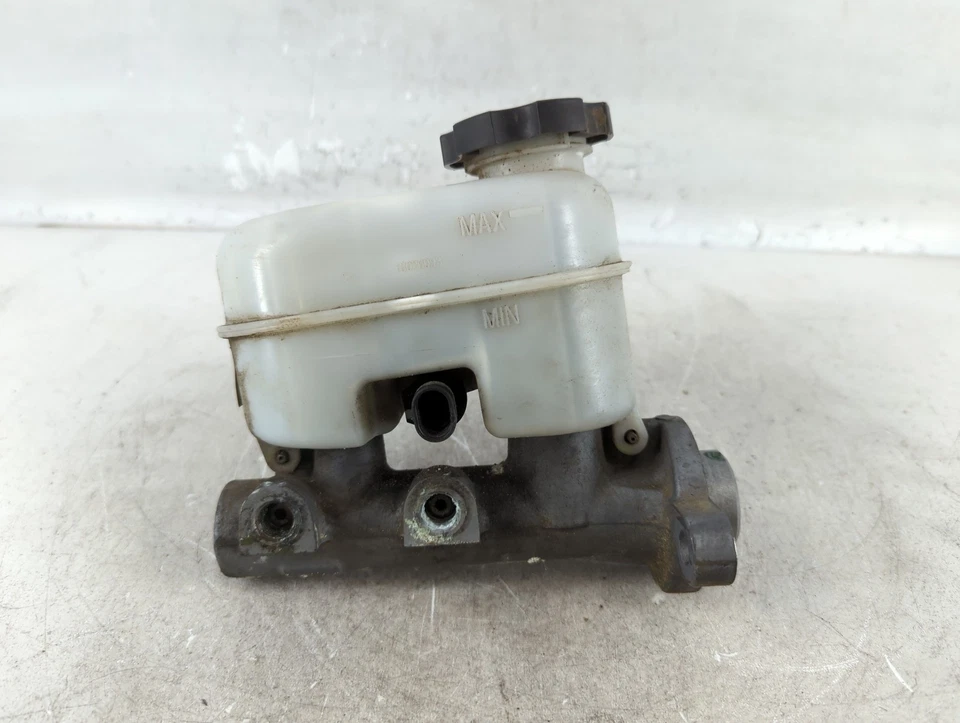 Cilindro maestro de freno Chevrolet Trail Blazer DCTBB Foto 3 de 4