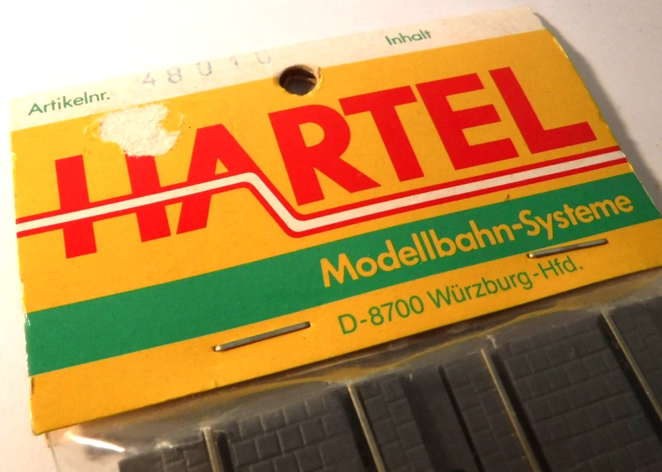 Hartel 48010 Tram Tracks, Straight, H0, in Original Packaging - Image 3 of 3