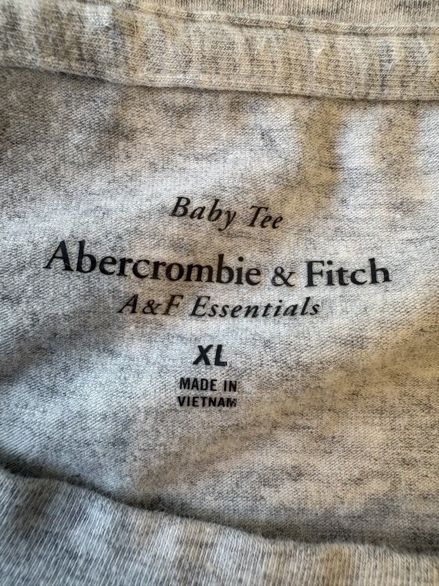Abercrombie XL women’s baby tee Grey 'I Need A Diet Coke' Graphic Tee View 4