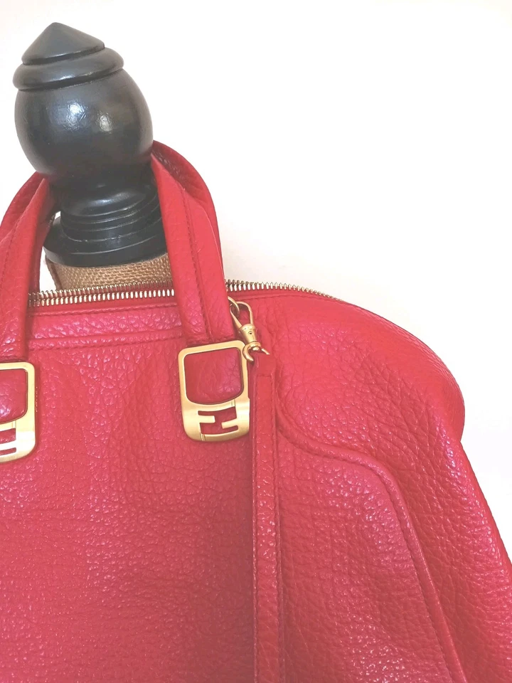 Bolso de cuero FENDI rojo camaleón texturizado de 2 vías con herrajes dorados 8BL114-HXE  Foto 3 de 4
