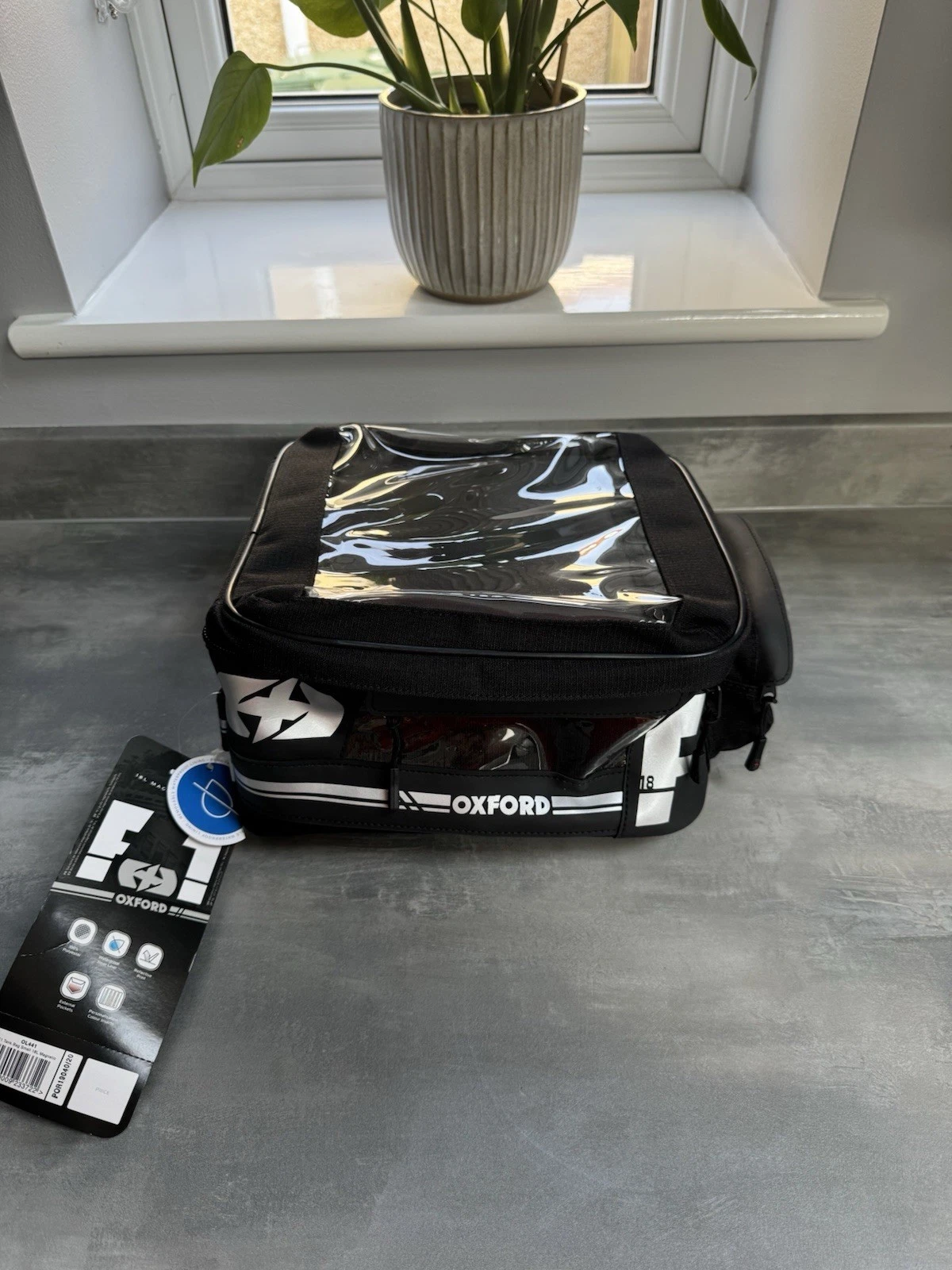 Oxford F1 Motorcycle Magnetic Tank Bag Small 18 Litre OL441 Brand New