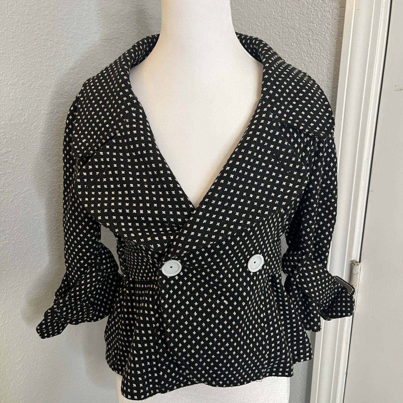 Black White Patterned Jacket Ruffle Sleeve Croppe… - image 3
