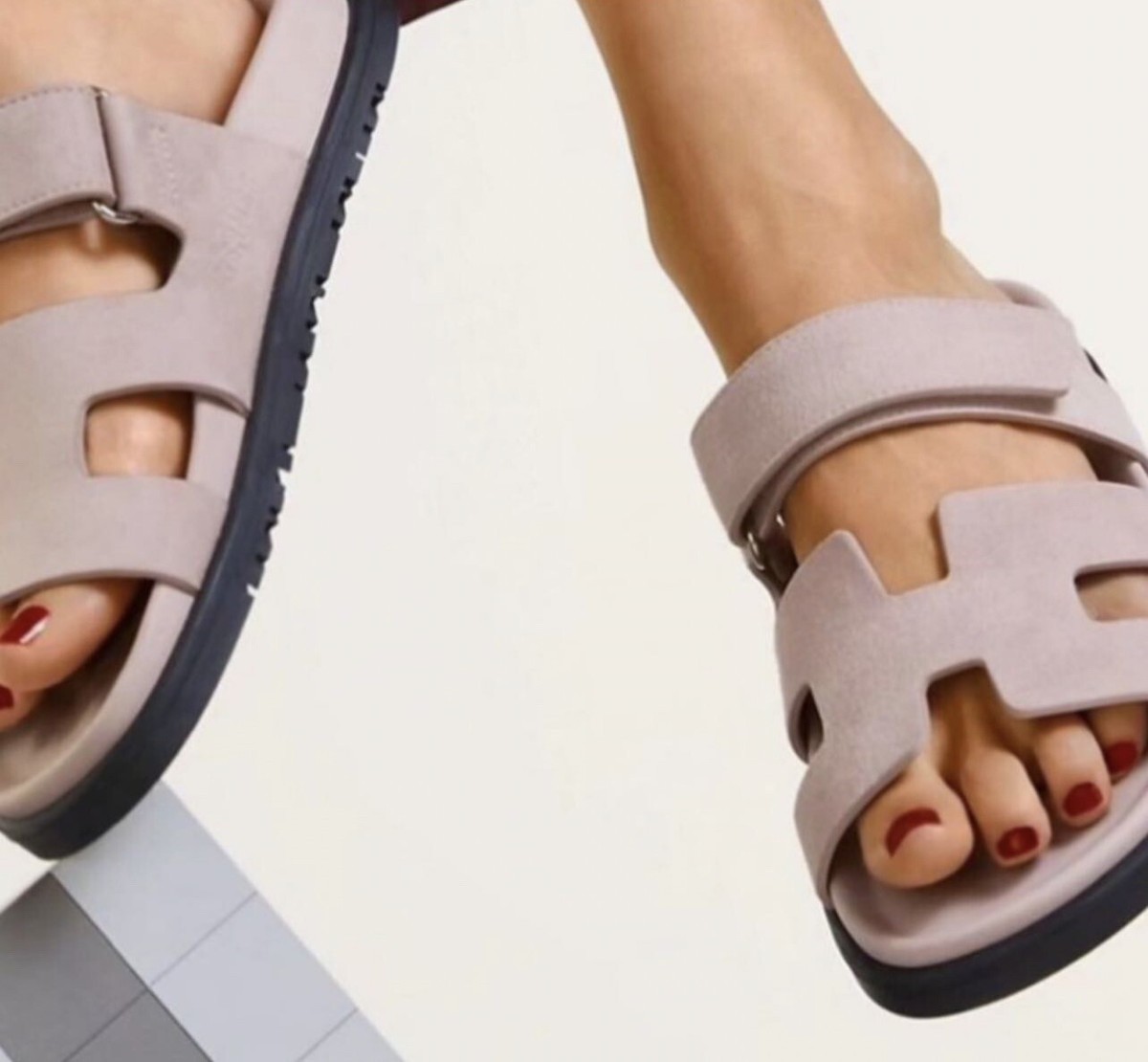 HERMES Chypre Sandals In Rose porcelaine, sz39 | eBay