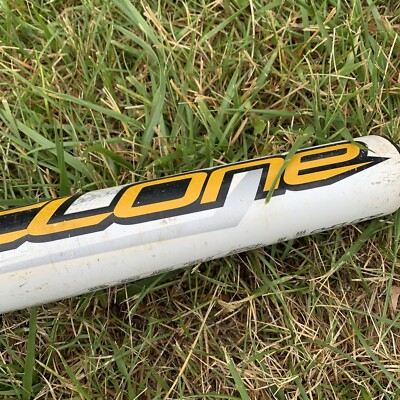 Easton Cyclone Official Softball Bat 33 26 Oz 2 1/4