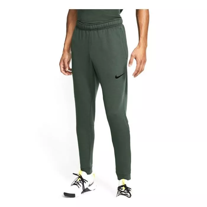 Nike standard fit joggers sale
