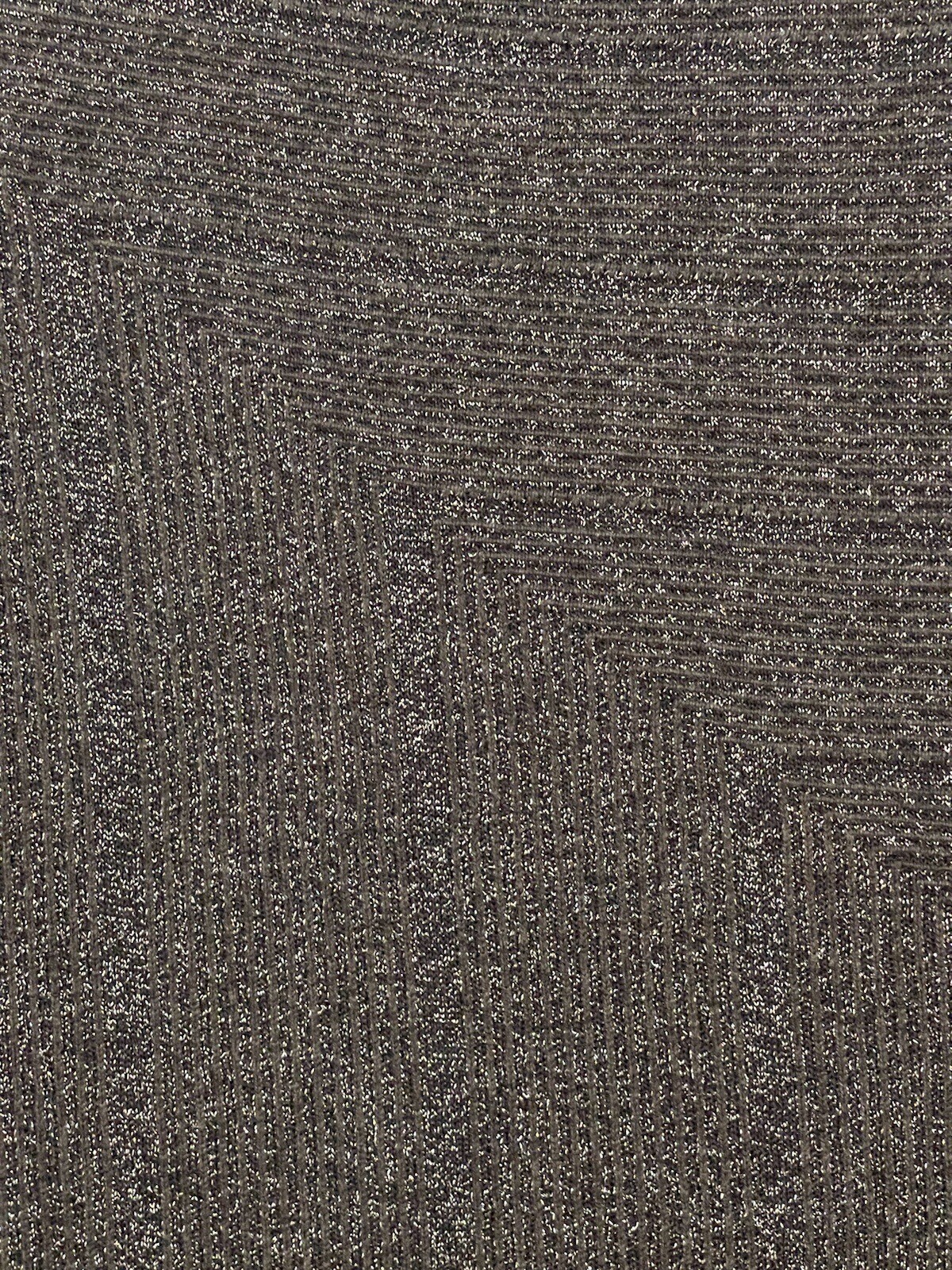 Jones Wear Womens L Silver Gray Shimmery Sleeveless Shell Evening Out Party Top