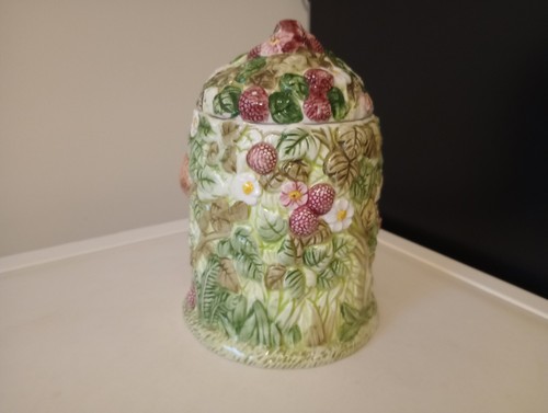A Western House Gifts The Village Collectables Biscuit Barrel By Anne Rowe - Picture 5 of 17