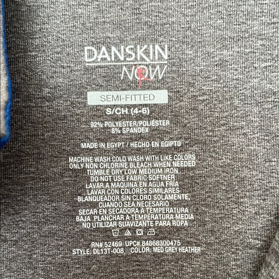 Danskin Now Semi-Fitted Gray Top Foto 2 de 4