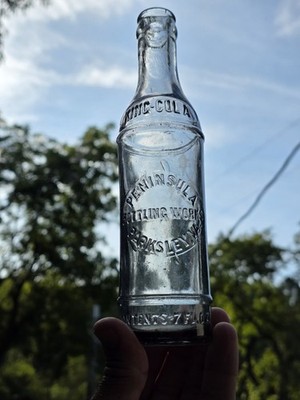 VHTF King-Cola Penninsula Bottling Works Parksley, Va. 7oz Embossed Soda Bottle