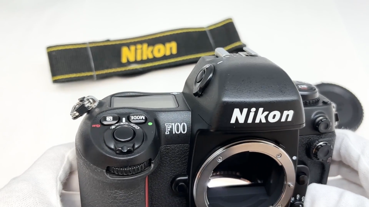 Almost MINT] Nikon F100 35mm SLR Film Camera Body F Mount w