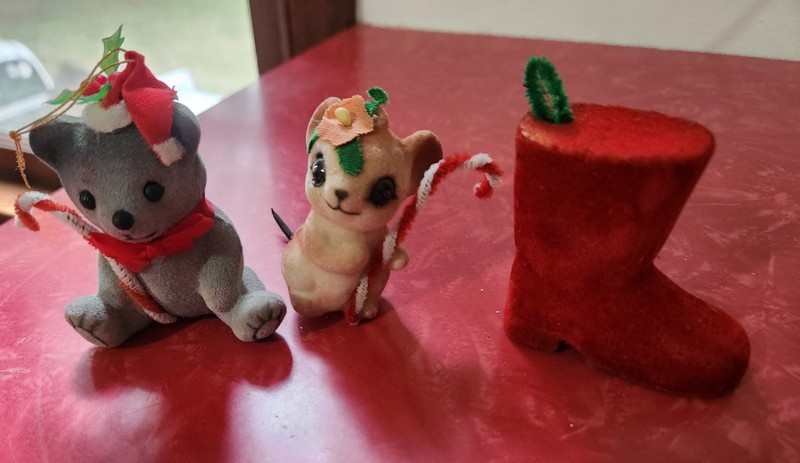 VTG 3 Pc Christmas Ornament Flocked Felt Plastic Mouse Bear & Santa Boot