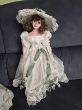 Knightsbridge Collection Porcelain Doll Pearl Wedding Dress Hat Stand