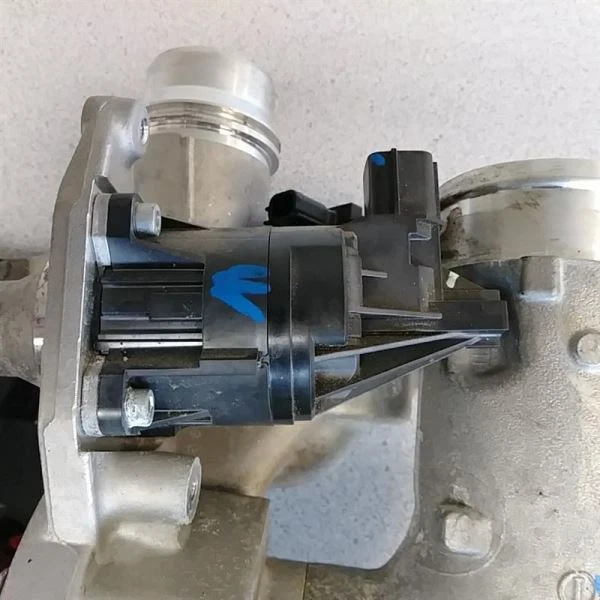 Unidad turbocompresor Infiniti QX50 2022 2K 14411 5NA6A Foto 4 de 4