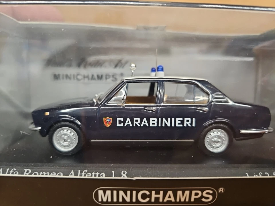 Minichamps 1:43 400 120290 Alfa Romeo Alfetta 1.8 1972 Carabinieri - Image 2 of 4
