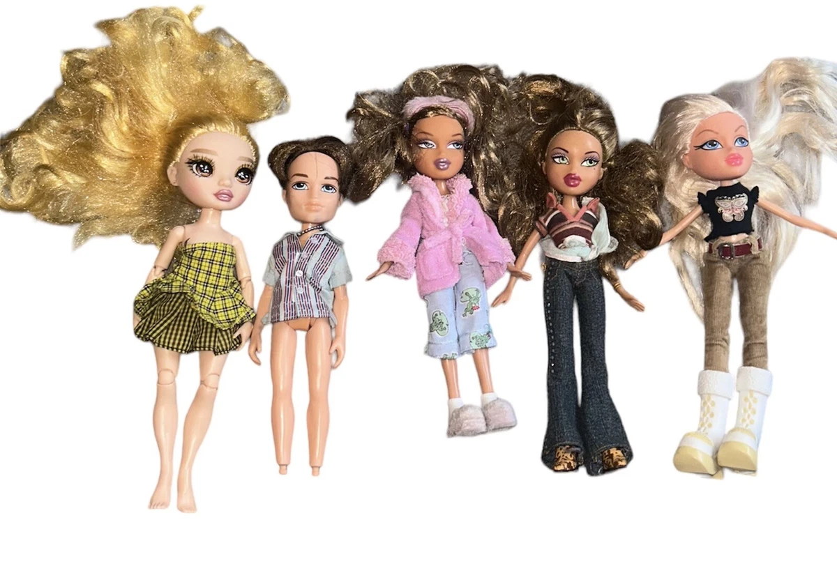 Huge Bratz Doll Lot W Clothes Shoes Accessories Bundle MGA MAKE OFFERS