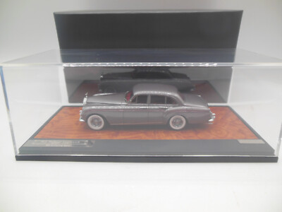 Matrix Scale Models Mx 11705-081 1965 Bentley H J Mulliner SC III Flying Spur