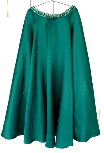 STUNNING FULL LENGTH LINED GREEN SATIN SKIRT-BEAUTIFUL RHINESTONE WAIST-SIZE 16