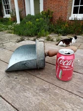 Large Vintage Eltex Galvanized  - Grain - Feed Scoop - Wooden Handle.