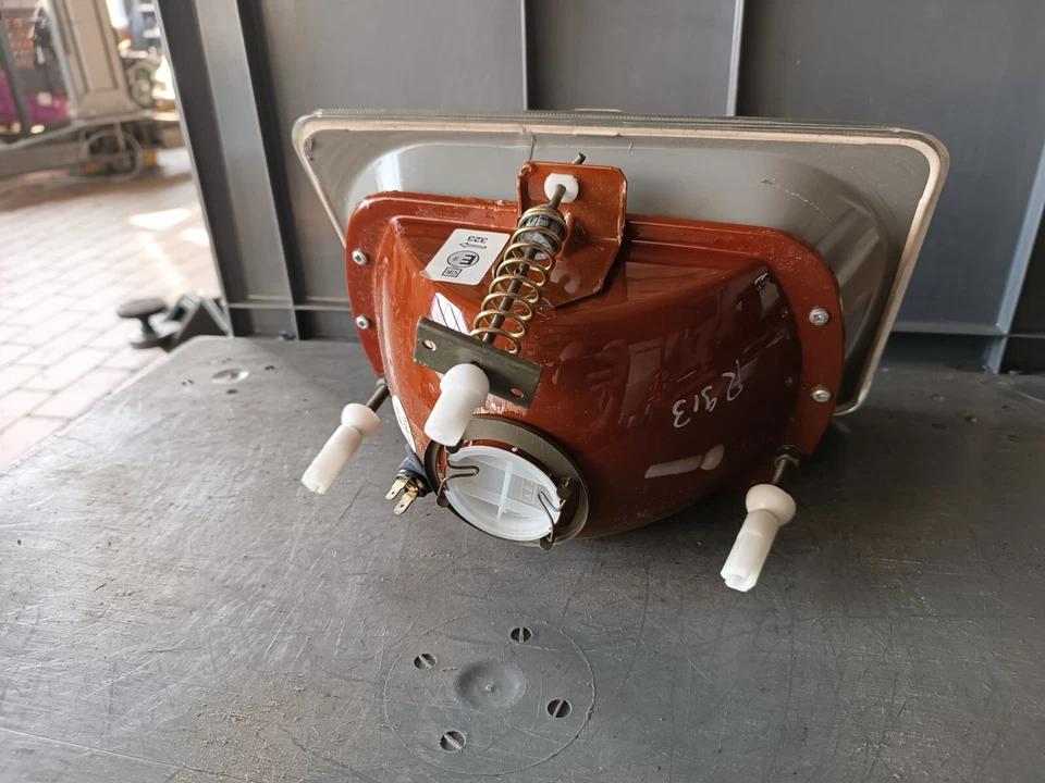 NEU Talbot Horizon H4 Frontscheinwerfer Scheinwerfer links Valeo 480539 - Bild 2 von 3