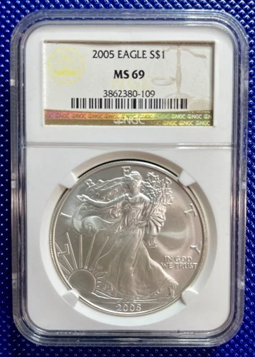 2005 ~ Silver Eagle S$1 ~ NGC MS69 ~ #3862380-109