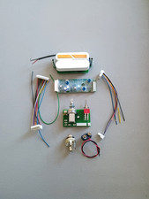 SUSTAINIAC STEALTH PRO KIT W/ AUX-JS BOARD WHITE/GOLD HUMBUCKER DRIVER