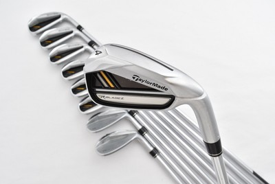 9 Stück TaylorMade ROCKETBLADEZ Eisensatz 4-5-6-7-8-9-PW-AW-SW Flex S Stiff...