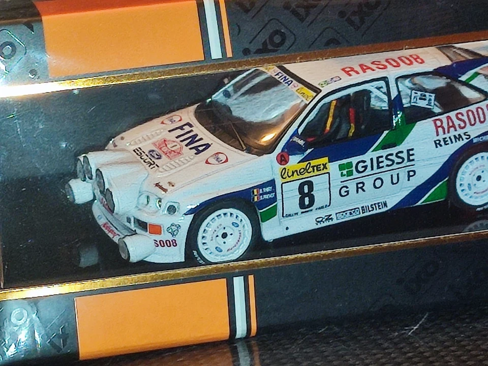 1x IXO RAC404B.22 Ford Escort RS COSWORTH A B.Thiry Rallye MONTECARLO 1995 1:43 - Immagine 2 di 4