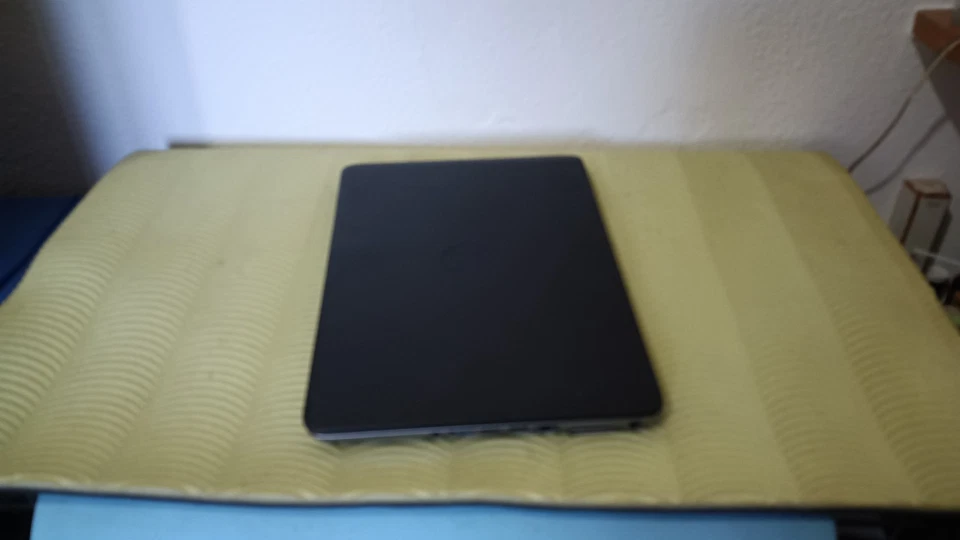 HP EliteBook 840 G2 · i5-5500 · 8GB · 256GB, foto 3 di 5