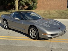 1998 Chevrolet Corvette only 28000 miles, New Goodyear F1’s call 2487600021