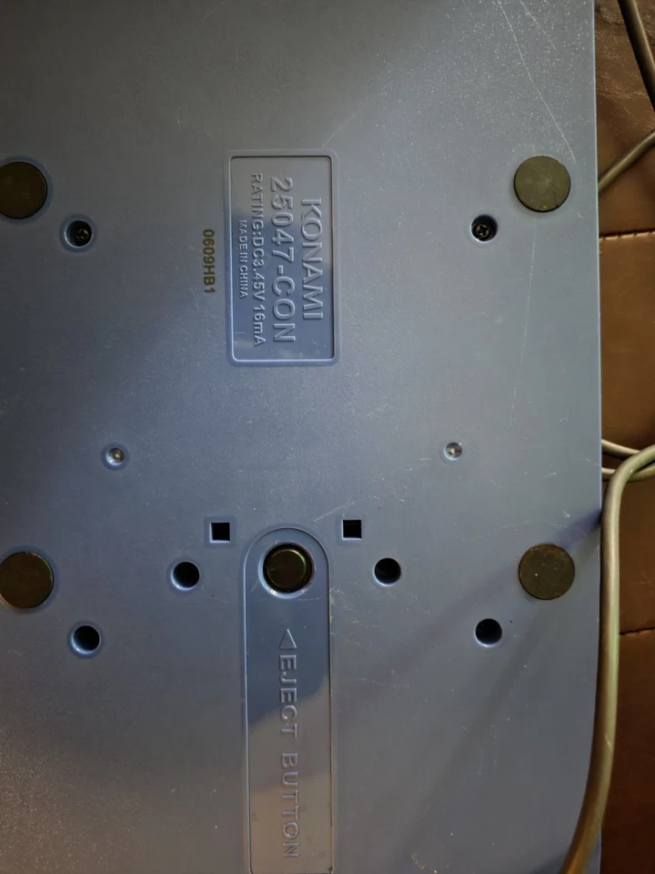 Tocadiscos Controlador Beatmania para Sony PlayStation 2 Sin Juego Foto 2 de 4