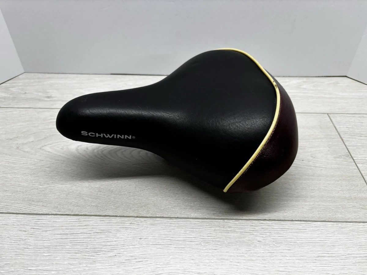 Chaise de salle à manger en bois et rembourrée Juna