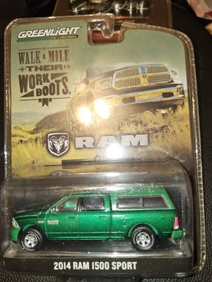 1:64 Greenlight グリーンマシーン 2台セット チェイス Greenlight 2014 Dodge Ram 1500 Sport Green Machine Chase Walk Mile