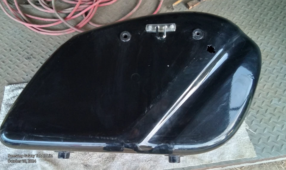 MONTAJE BOLSA DERECHA E IZQUIERDA KAWASAKI OEM NEGRO Foto 2 de 4